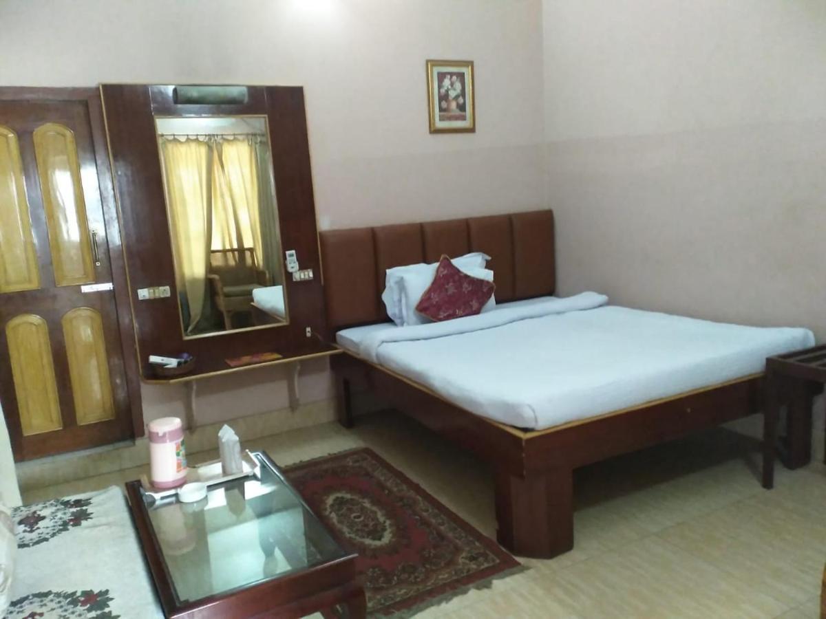 Hotel Jyoti Forbesganj Экстерьер фото