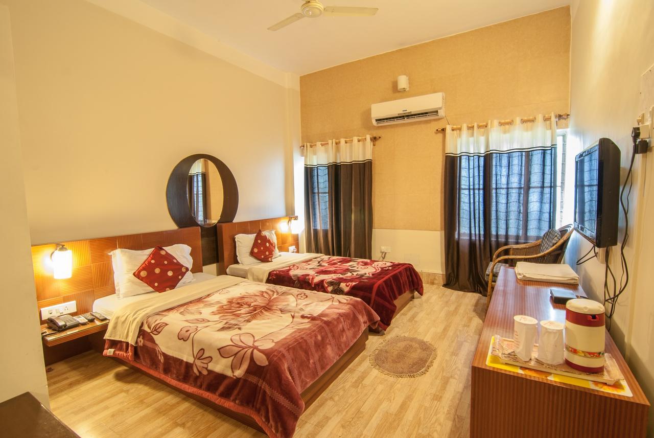 Hotel Jyoti Forbesganj Экстерьер фото
