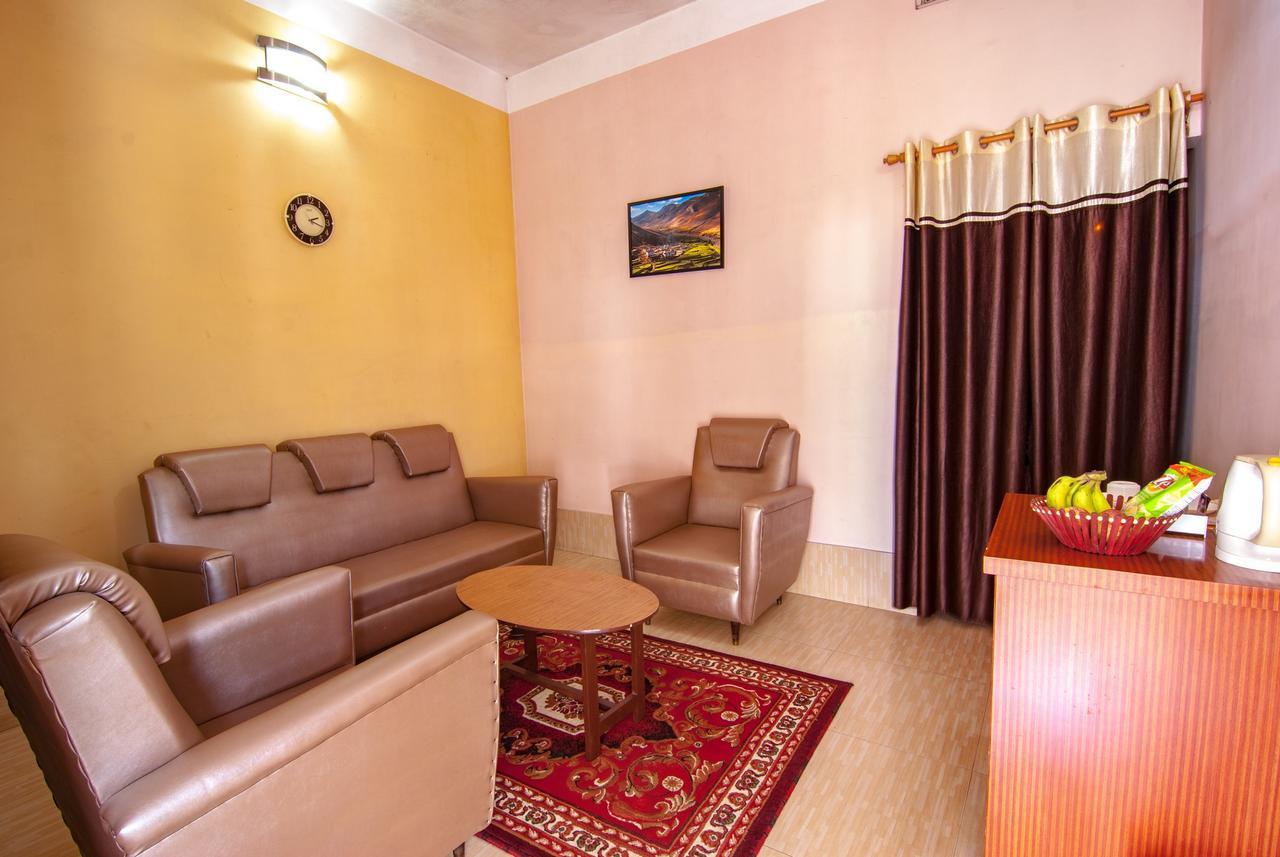 Hotel Jyoti Forbesganj Экстерьер фото